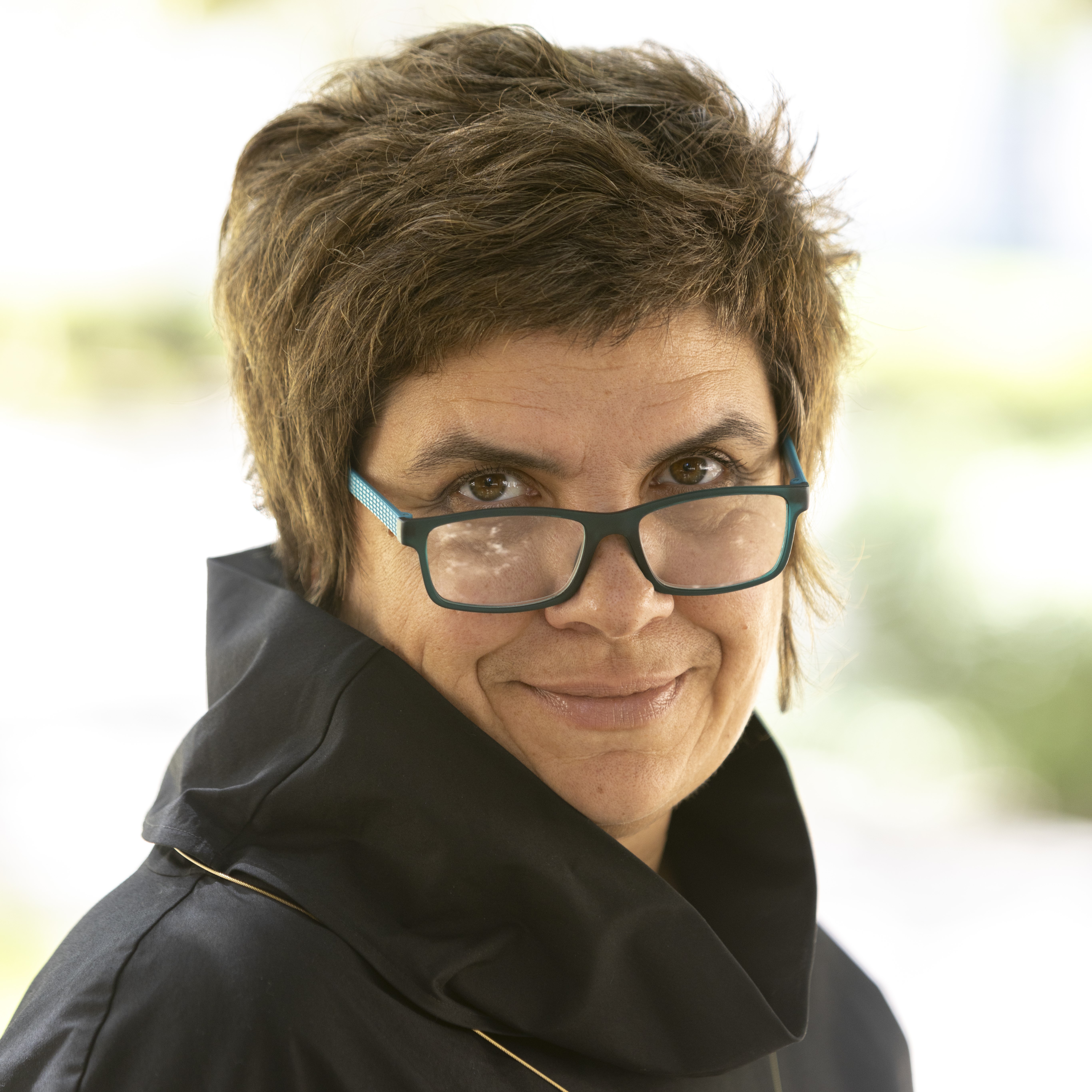Dr Elena Borzova