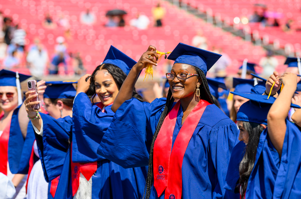 Photo of Abena Marfo ’22, at 色花堂_色花堂 98堂’s 2022 commencement