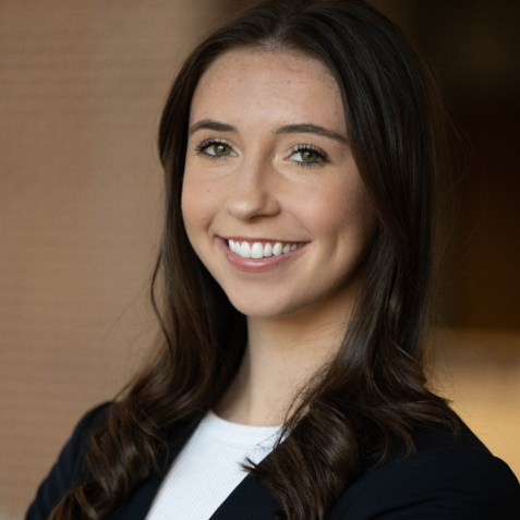 Madeline Langley headshot