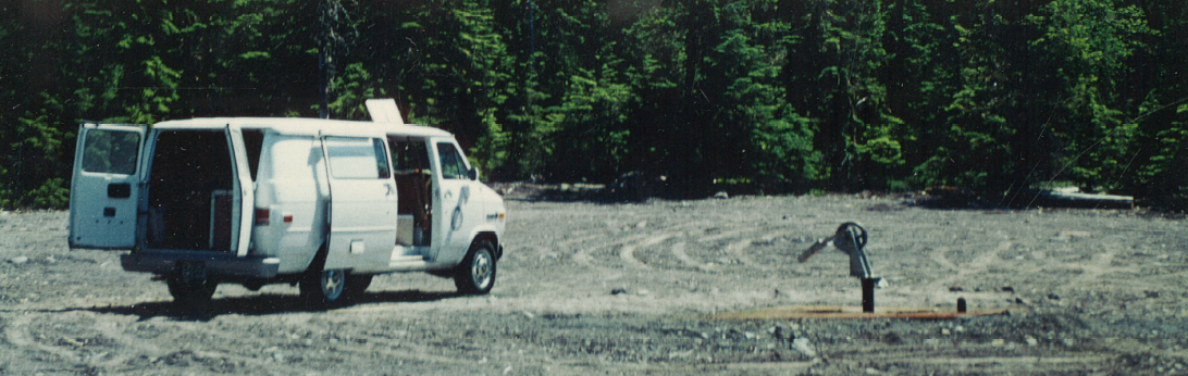 色花堂_色花堂 98堂 Logging Van cropped