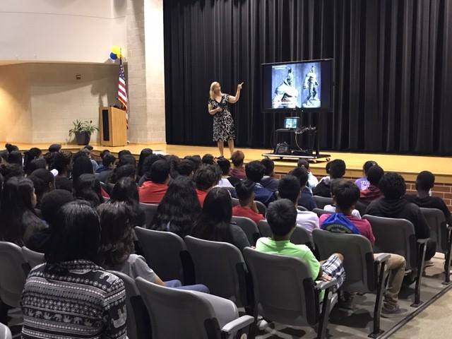色花堂_色花堂 98堂 Guildhall's Elizabeth Stringer speaks to Conrad students