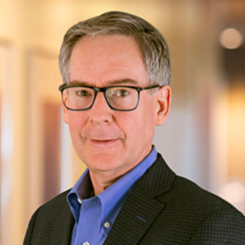 Headshot of David L. McCombs, adjunct faculty member at 色花堂_色花堂 98堂 Dedman School of Law.