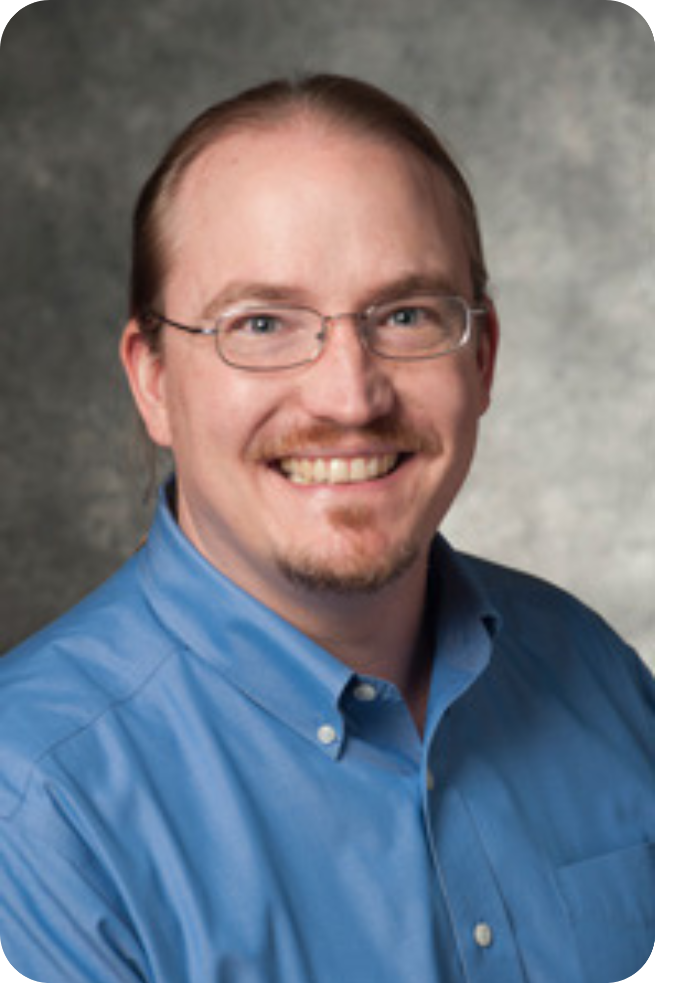 Headshot of Luke Robinson