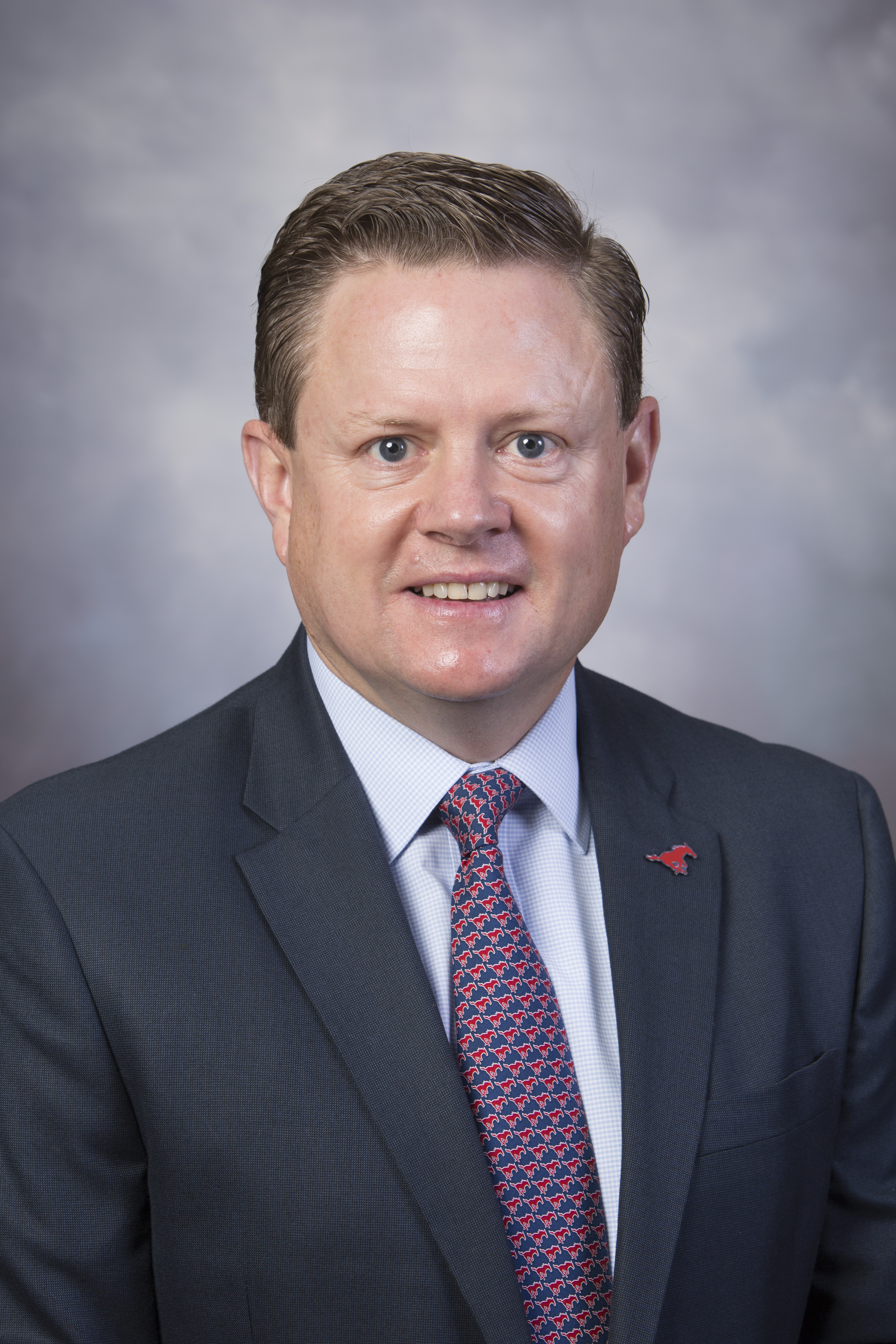 Headshot of Peter Carton
